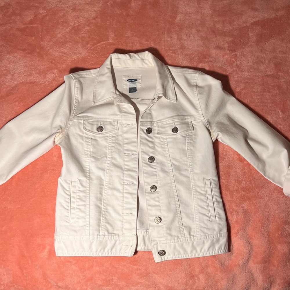 ✨ White Jean-Jacket ✨